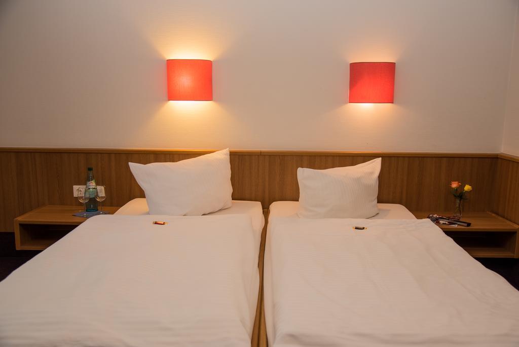 Hotel Park Eckersbach Zwickau Esterno foto